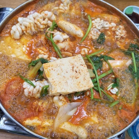 Korean-Chili-Menu-Fish-Maeuntang